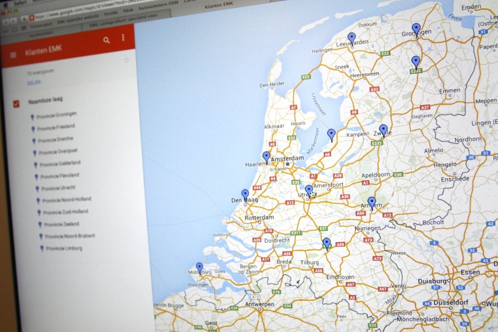 Voorbeeld van de provincies van Nederland, weergegeven in Google Maps.