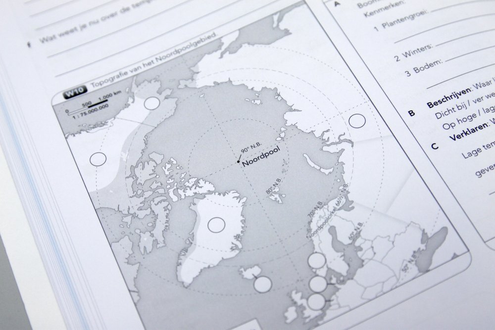 Werkboek kaart over de topografie van het noordpool gebied. Werkboek kaart over de topografie van het noordpool gebied.