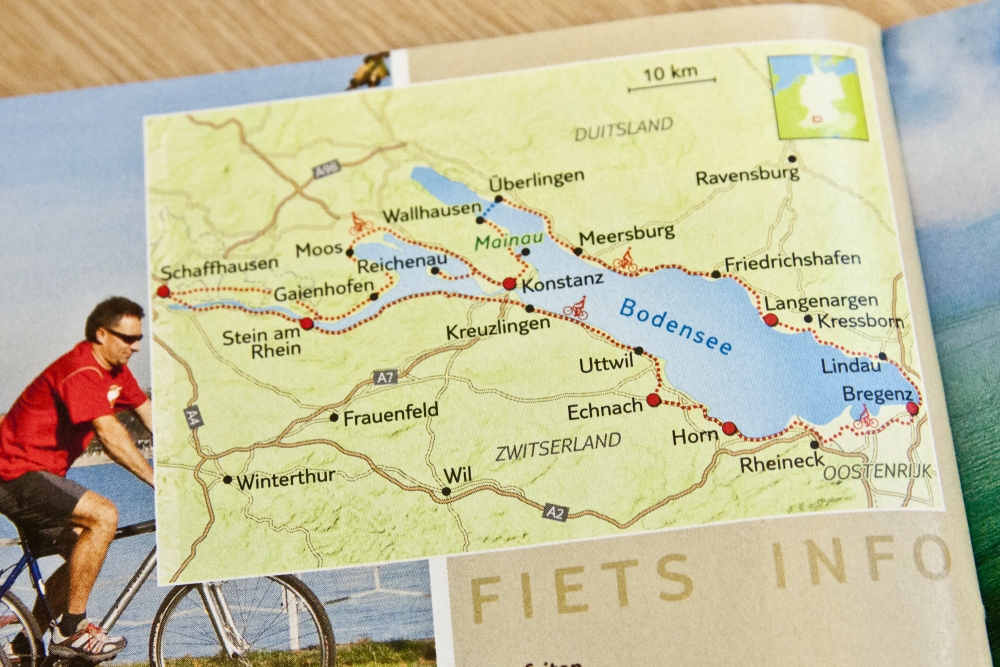 De fietsroute om de Bodensee heeft meer relief, zoals op deze kaart te zien is. De fietsroute om de Bodensee heeft meer relief, zoals op deze kaart te zien is.