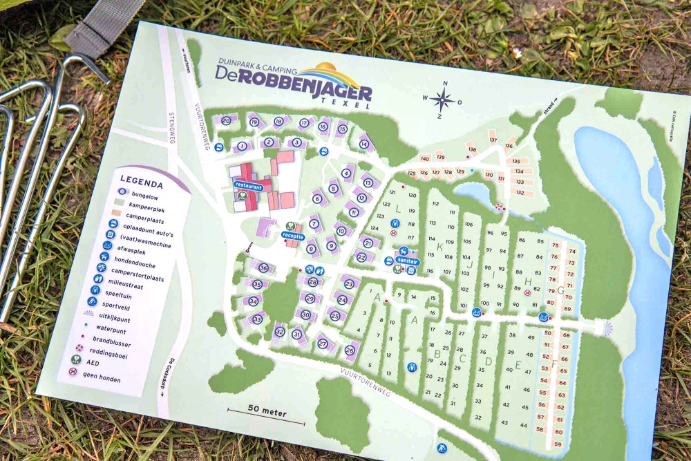 Een nieuwe campingplattegrond in een moderne en eigentijdse stijl.